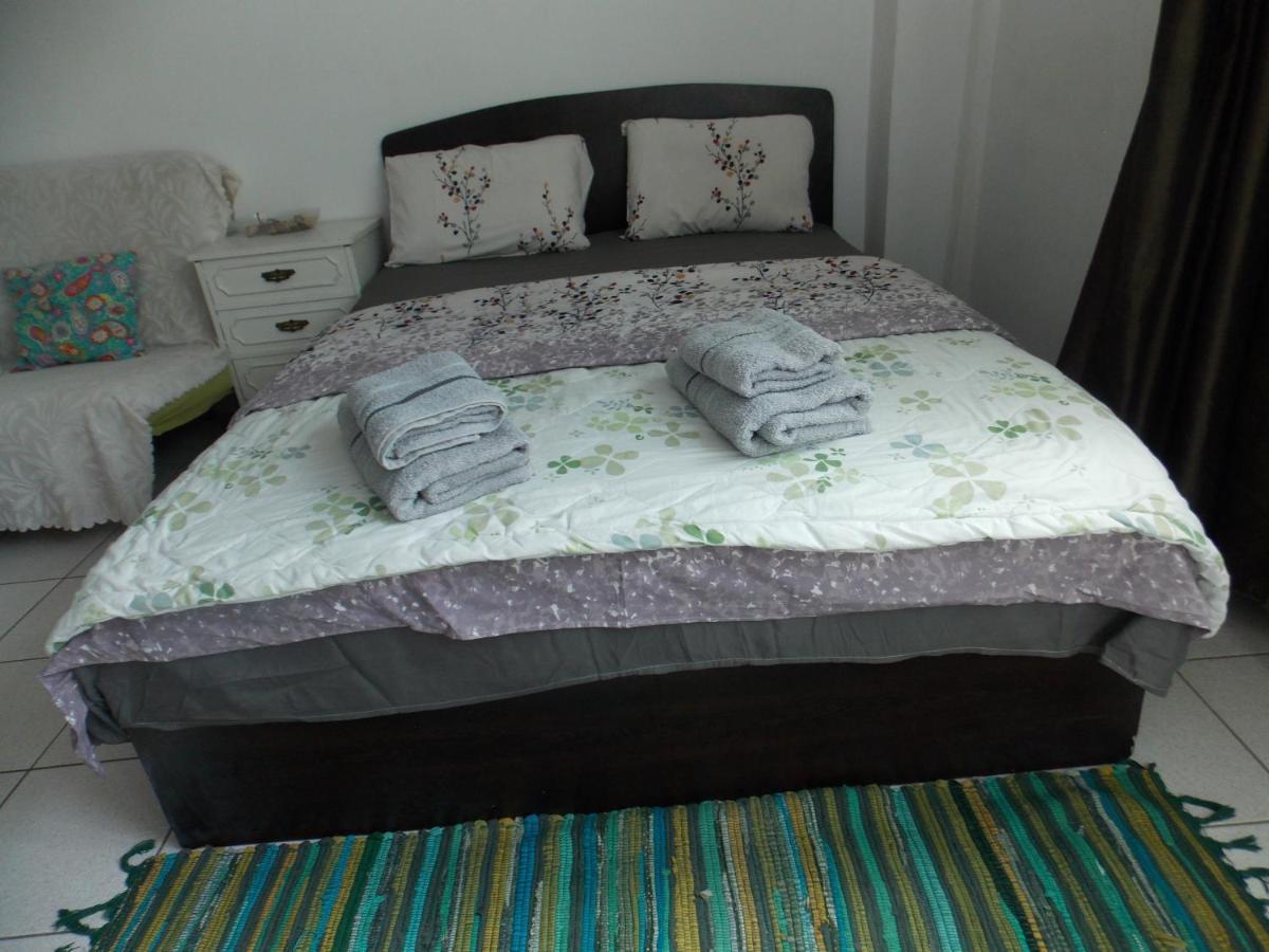 Ladadika Apartmán *